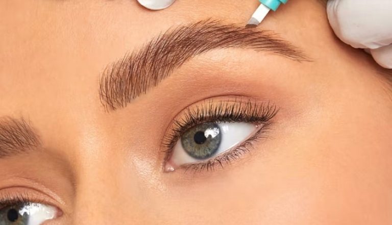 Le Microblading cest quoi Cette méthode de maquillage permanent qui